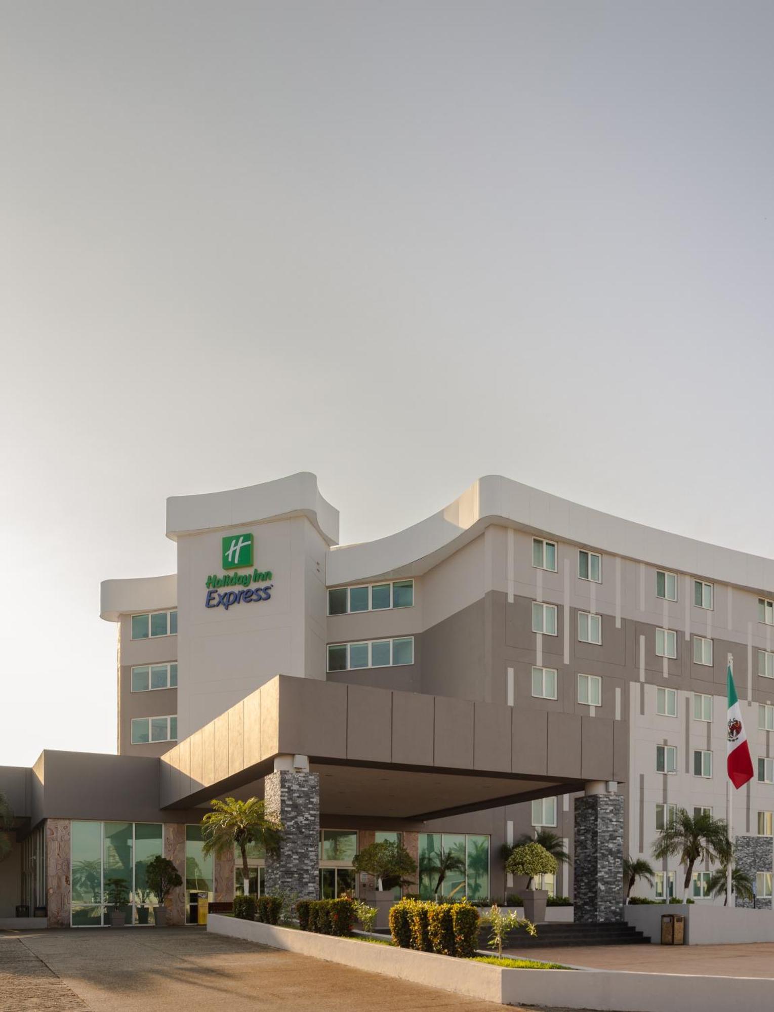 Holiday Inn Express Tapachula By Ihg Bagian luar foto